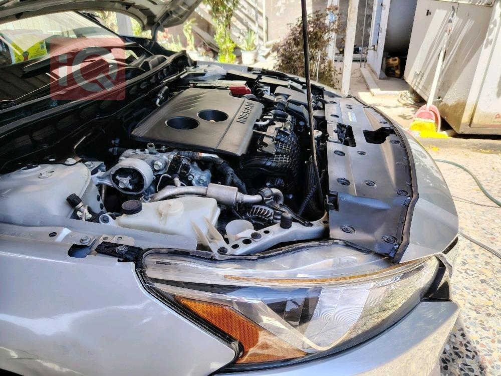 نيسان ألتيما